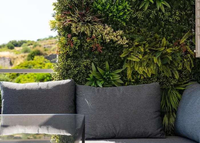 Rina With Heated Jacuzzi Apartment