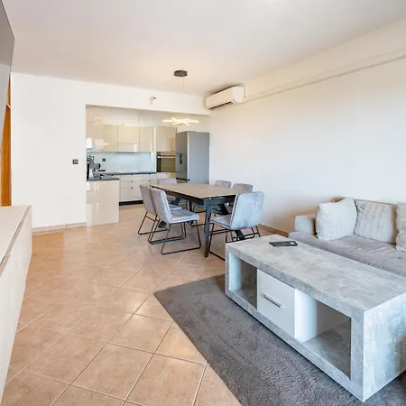 Rina With Heated Jacuzzi * Split